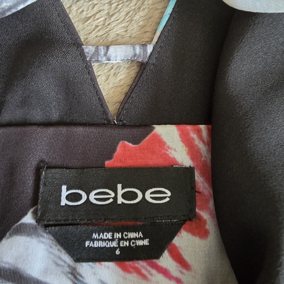 Bebe wide leg spaghetti strap floral jumpsuit size 6 - Picture 11 of 15